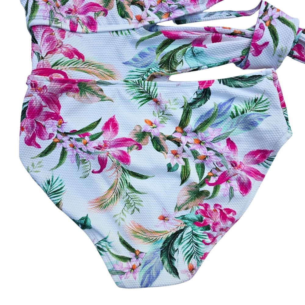 La Blanca Swimsuit Size 8 White Colorful Tropical‎ Floral One Piece Cut Out - Picture 5 of 9